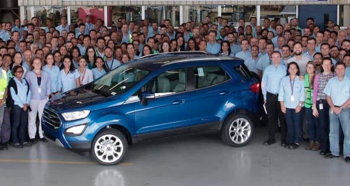 En Brasil, Ford cerrará operaciones en sus tres plantas.