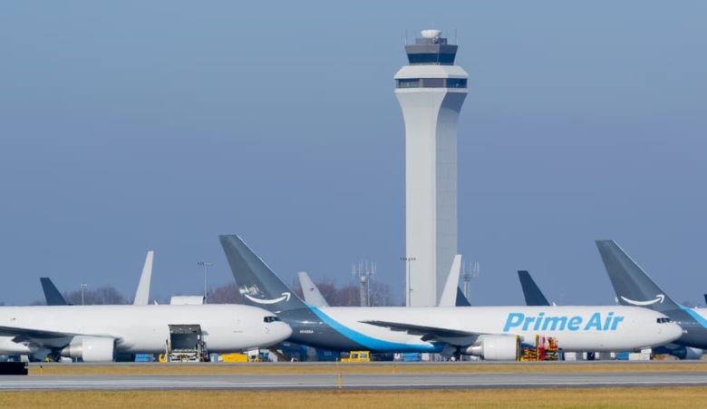 El rápido crecimiento y la expansión de la flota de Amazon Air